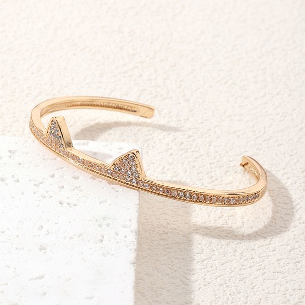 Niche Design Cat Ear Zircon Ice Flower Bracelet Fashion Versatile Jewelry_voghion.com