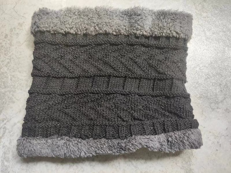 Unisex Hat Men's woolen knit pullover hat plus fleece thick hat bib two-piece knitted hat_voghion.com