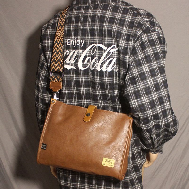 Trendy Street Shoulder Bag Retro Leather Large Capacity Casual Crossbody Bag_voghion.com