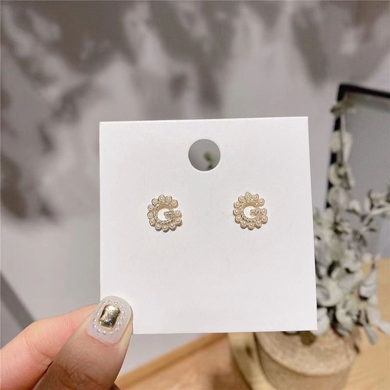 Accessoires pour femmes ensemble de diamants boucles d'oreilles tendance design de tempérament simple_voghion.com
