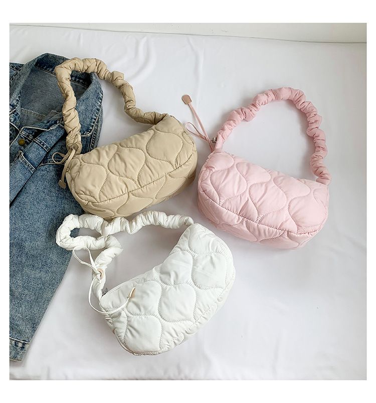 Versatile Crossbody Armpit Bag Dumpling Bag Women's New Trendy Large Capacity Commuting Single Shoulder Cotton Clothing Bag_voghion.com