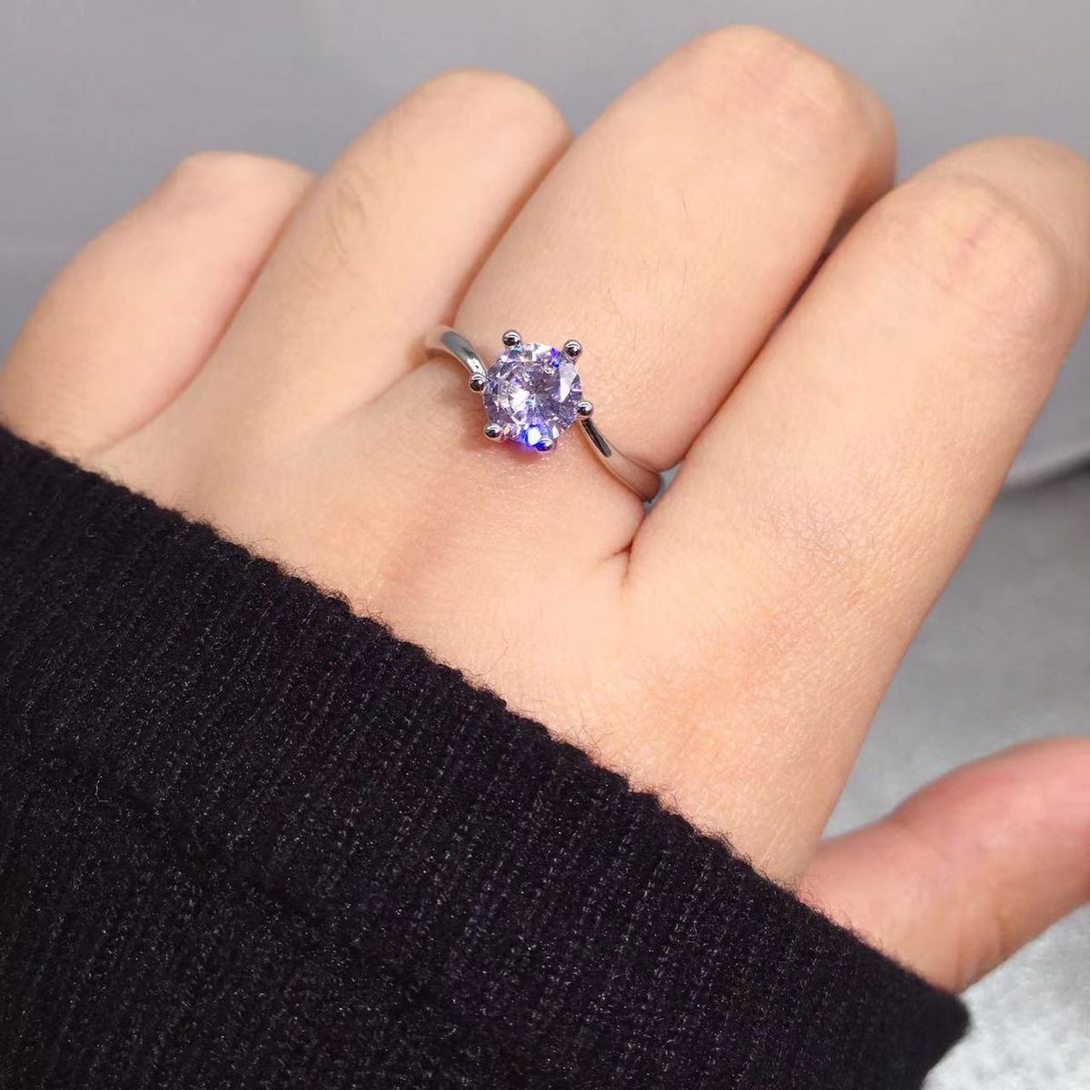 Anello da sposa con moissanite placcato argento e zircone aperto da donna_voghion.com