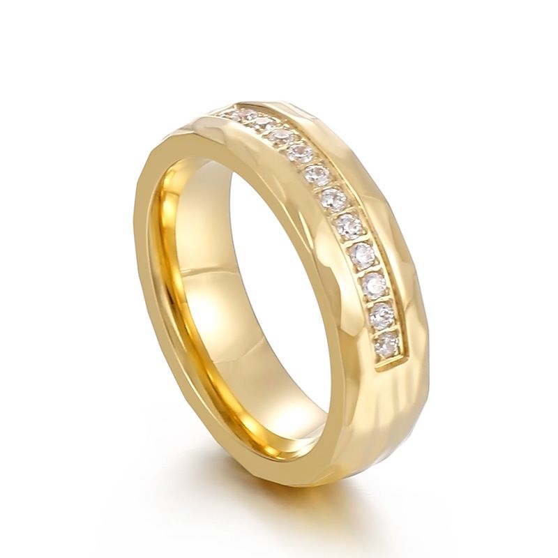 Kalu Titanium Jewelry Couple Micro Pave Diamond Hammered Texture Zircon Wedding Stainless Steel Ring_voghion.com