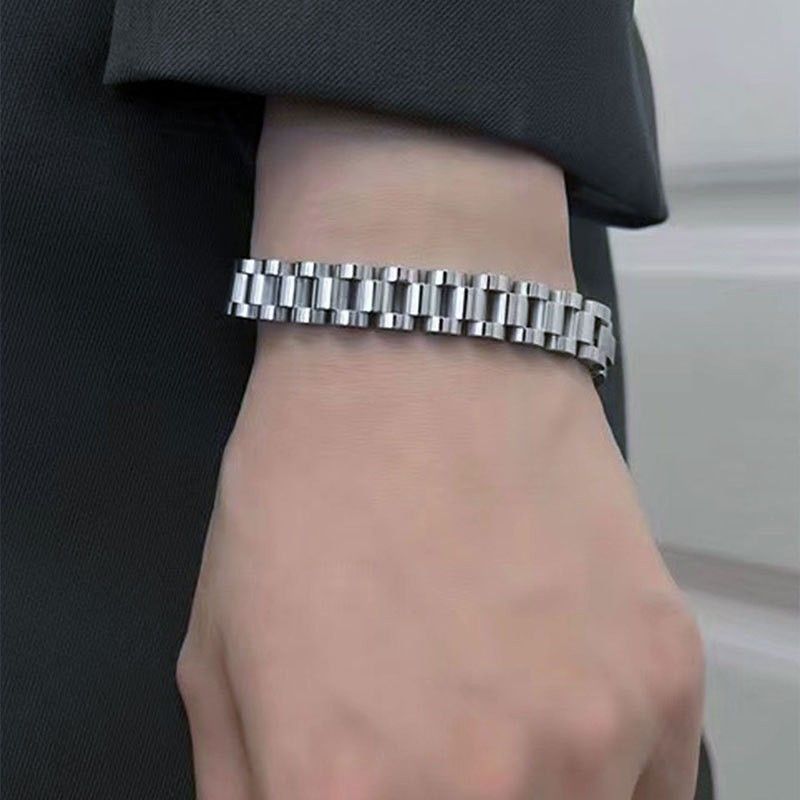 Edelstahl Iwwerwaachungsarmband High-End Männer a Frae Moud Retro versatile net verblendende Bracelet Bijouen_voghion.com