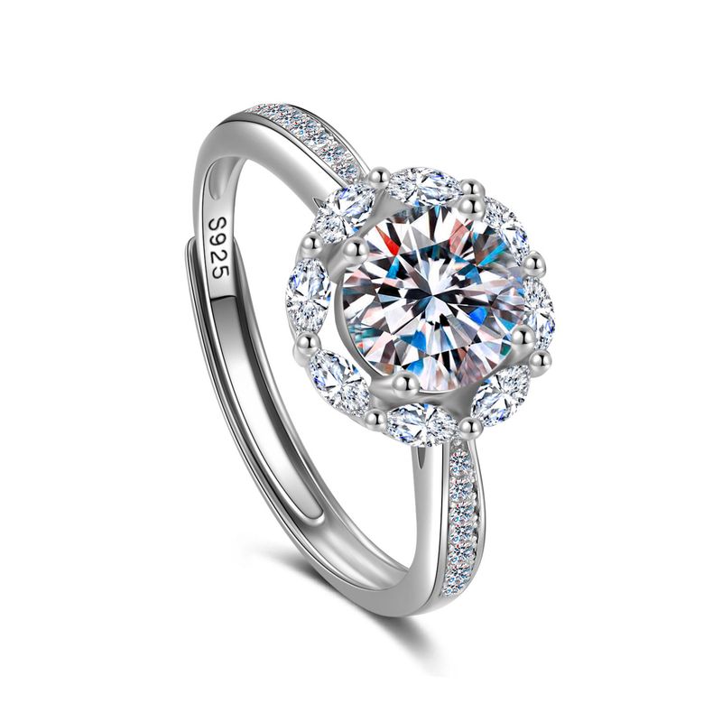 Anello a baguette tondo a quattro punte dritto in argento sterling per donna placcato con oro PT950 e moissanite_voghion.com