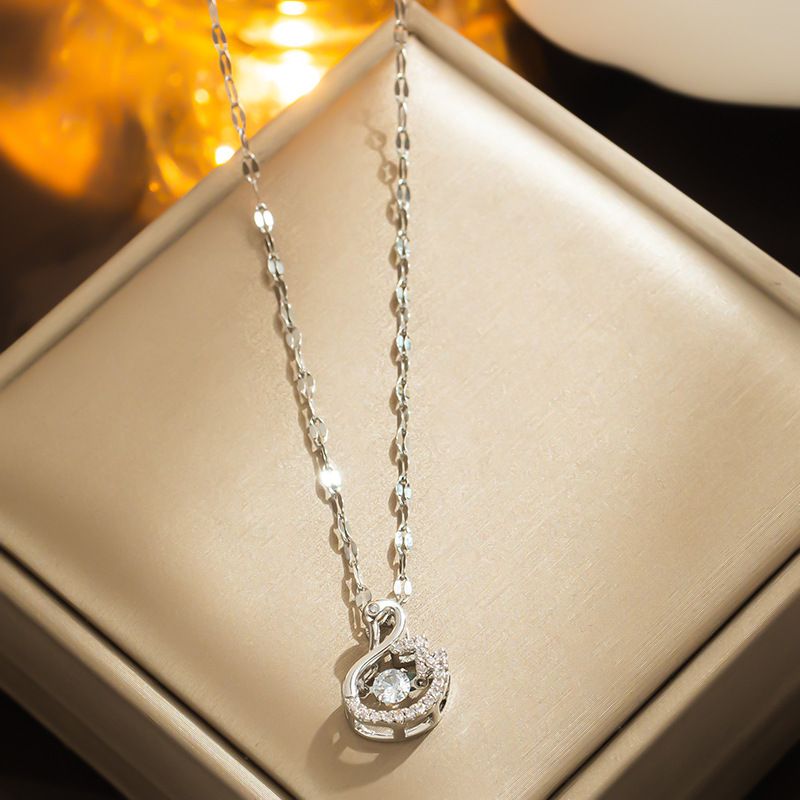 Swan Dream Necklace Smart Clavicle Chain Light Luxury Niche Batch Send Girlfriend Birthday Gift 2023 New_voghion.com
