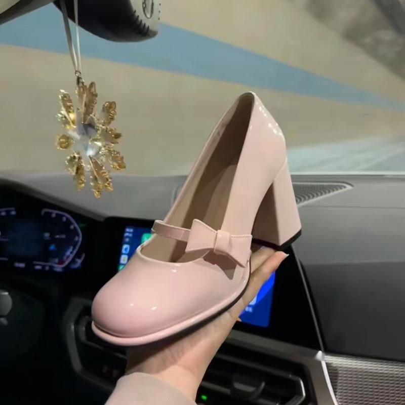 2025 Beautiful French Pink Mary Jane Women's With Skirt Temperament Single Small Leather Shoes_voghion.com