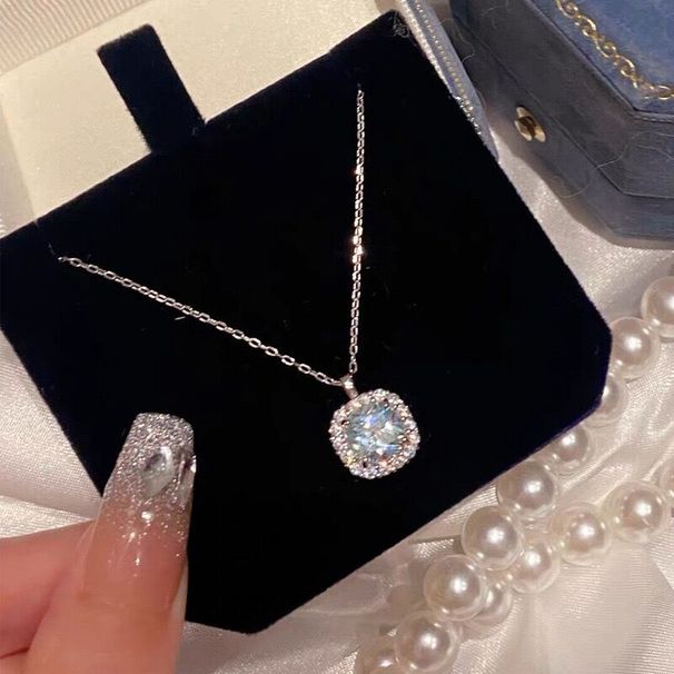 S Pure Silver Blue Light Luxury Collarbone Chain High-end Square Diamond Necklace Valentine's Day Gift_voghion.com
