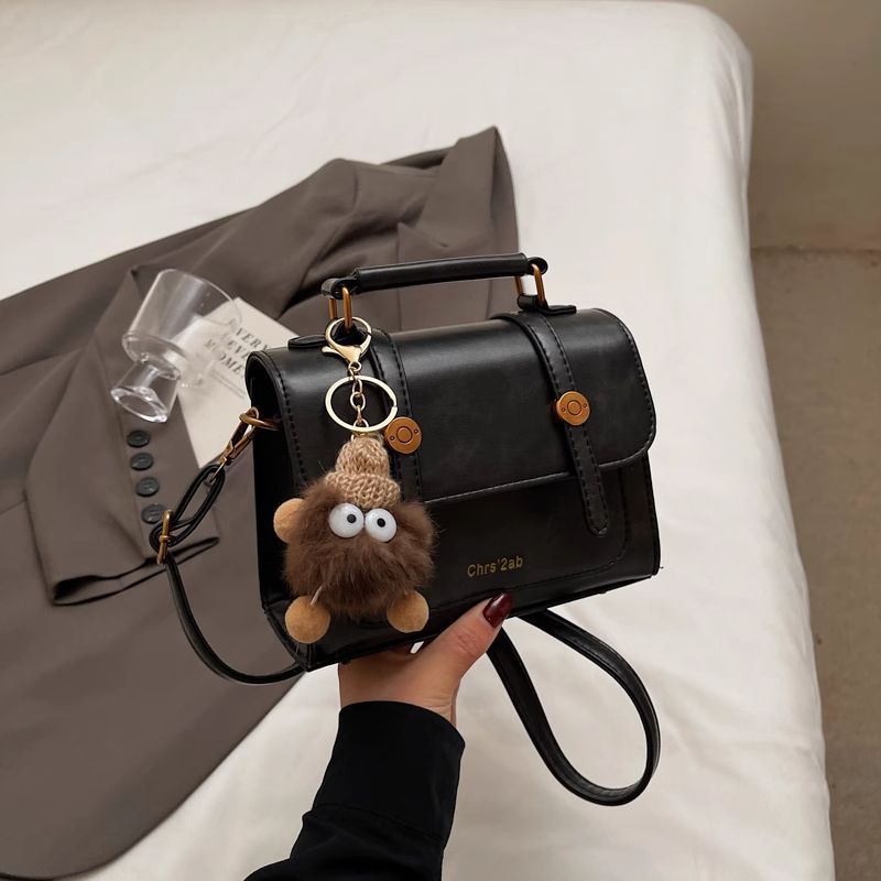 High-End-Handtasche für Damen 2024 Wintertrend Vielseitige Pendler-Schulter-Crossbody-Kleine quadratische Tasche_voghion.com