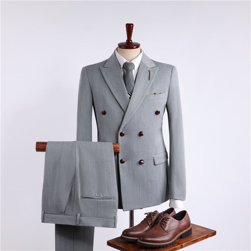 Ensemble élégant de costume croisé à rayures grises pour homme - Tenue d'affaires formelle 3 pièces, tenue de mariage et de spectacle (disponible en grandes tailles)_voghion.com
