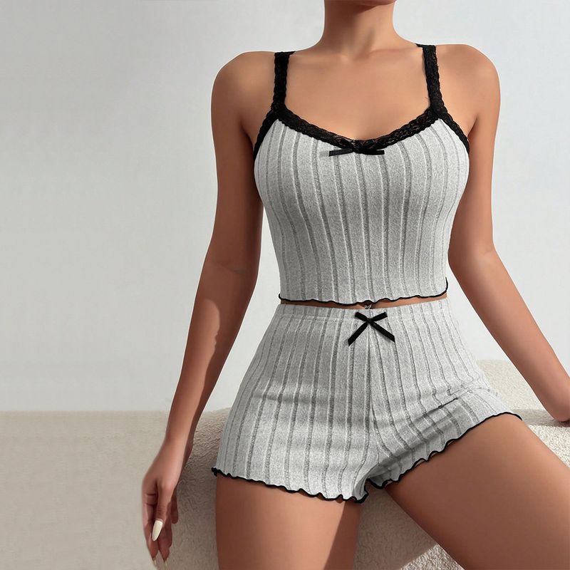 Damenbekleidung Heißer Verkauf Mode Freizeit Haus Set Frühling und Sommer Bowknot Hosenträger Top Shorts Zweiteiliges Set_voghion.com