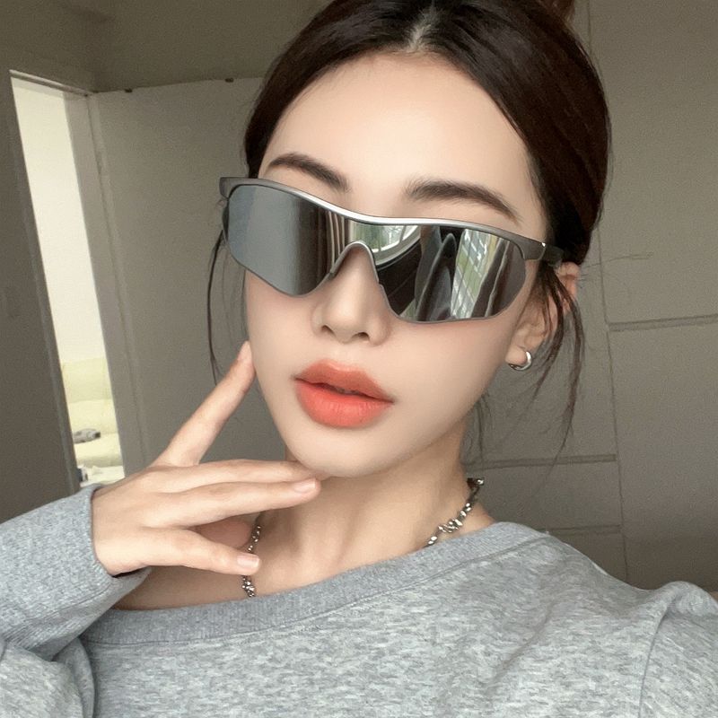 LazyZoom European And American Reflective Water Sier Cycling Glasses Women Windproof Goggles Road Bicycle Outdoor Sports Sunshade_voghion.com
