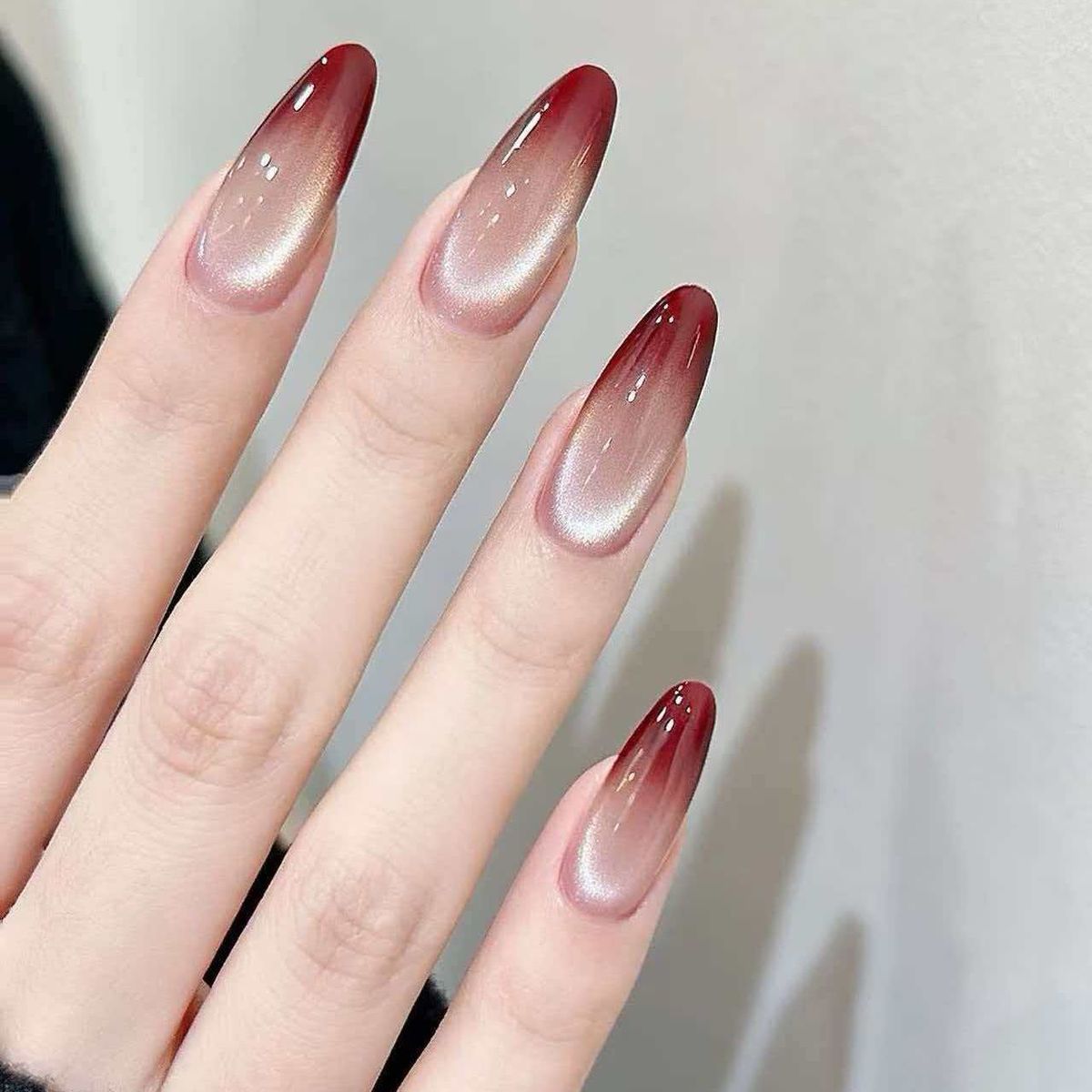 Black Tea Pure Handmade Autumn Winter Red Temperament Cat Eye Ins Whitening Gradient High-end Nail Wear_voghion.com