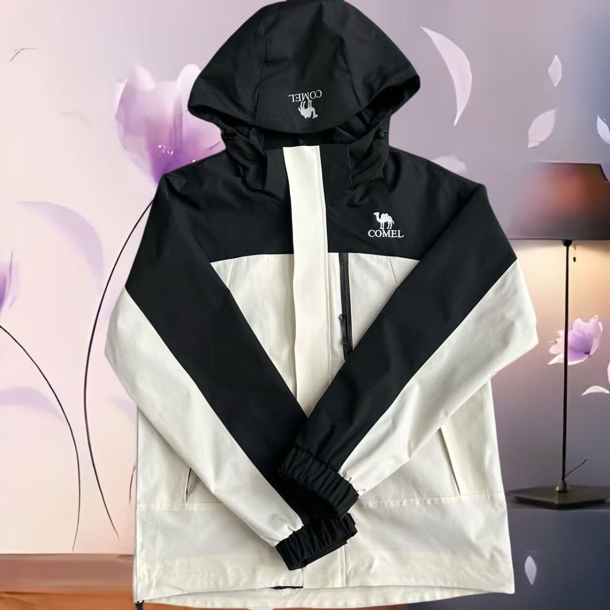 Heat-Printed Reflective With Letters, Hooded Hard Shell 2025 Loose New Fashionable Stylish Internet Celebrity Jacket_voghion.com