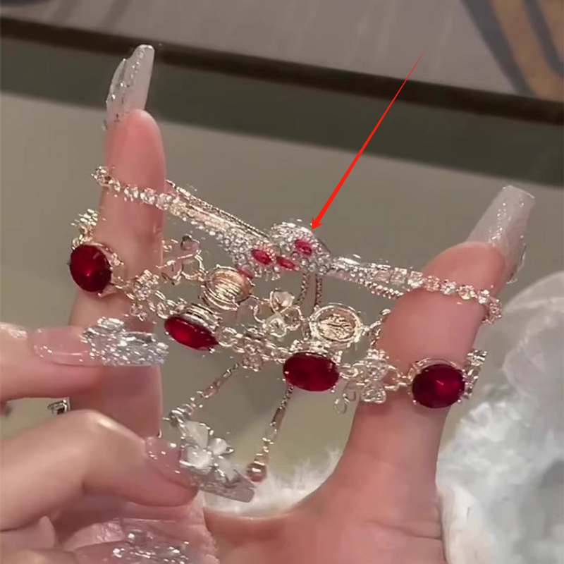 Linda pulseira vermelha de cobra espiritual feminina, nova moda, versátil, requintada, joia do ano da cobra_voghion.com