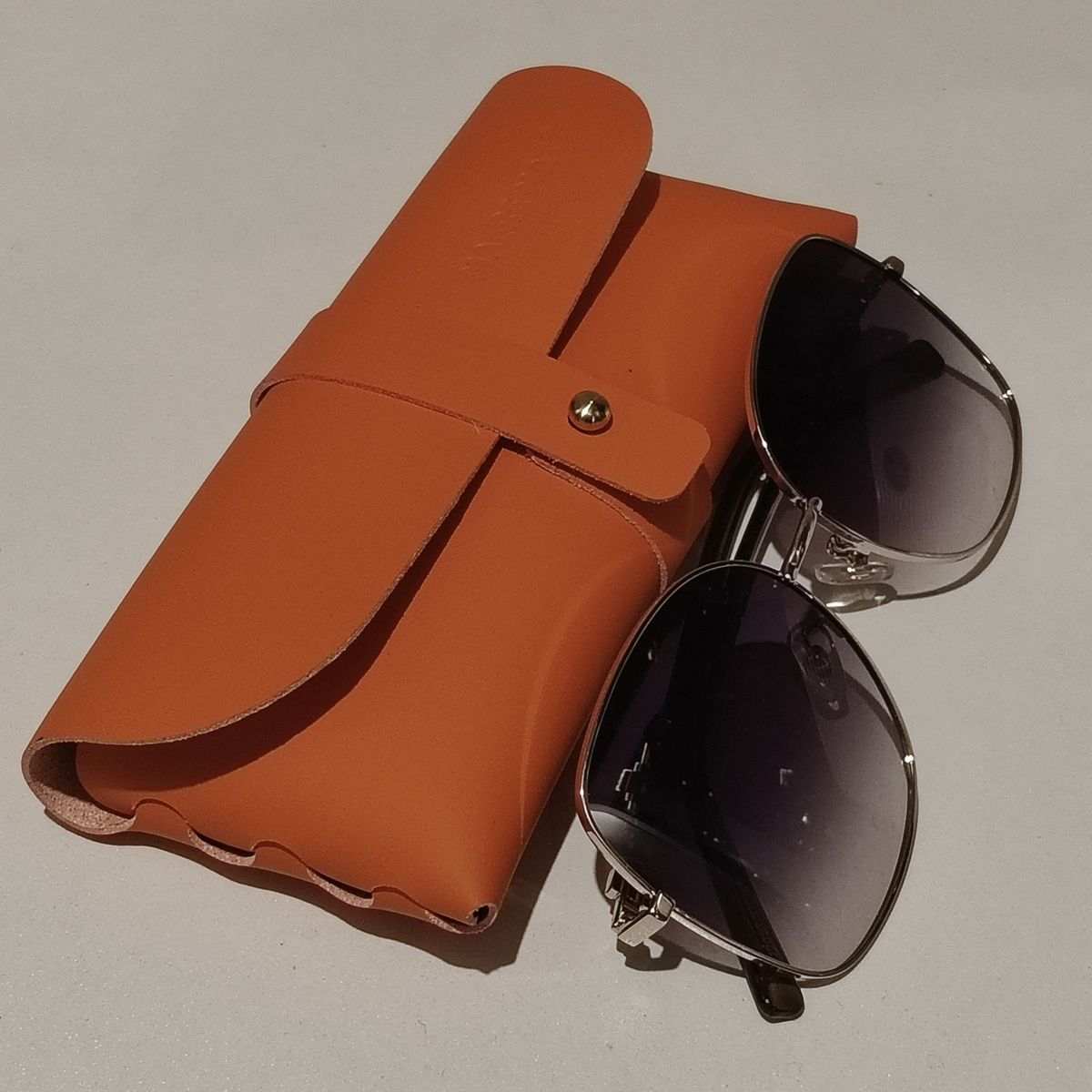 Tragbares Etui für Damen, hochwertige Haptik, druckbeständig, große Kapazität, Myopie-Brillenbox, Aufbewahrungstasche für Sonnenbrillen für_voghion.com