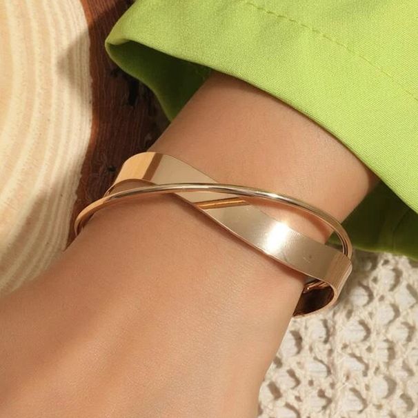 Women's Bohemian Bracelet Set: Multilayer Metal Chains, Minimalist, Great For Daily And Night Out_voghion.com