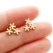Nuovi orecchini primaverili in acciaio inossidabile con piccoli fiori di margherita per ragazze, semplici e freschi, con borchie a forma di stame di fiore_voghion.com