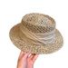 2025 Novo chapéu de palha feminino com aba reta francesa vazada_voghion.com
