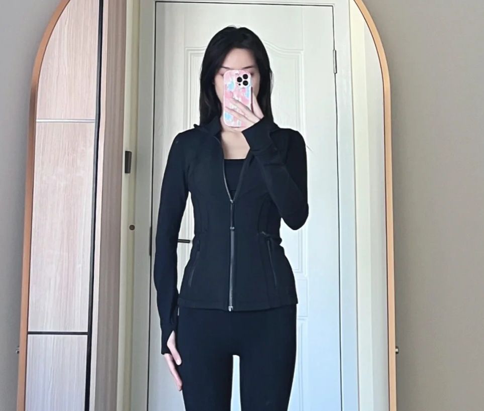 Women's Clothing New Style Gold Label Stand Collar Short Coat Sports Yoga Wear Slim Fit Sports Jacket For Women_voghion.com