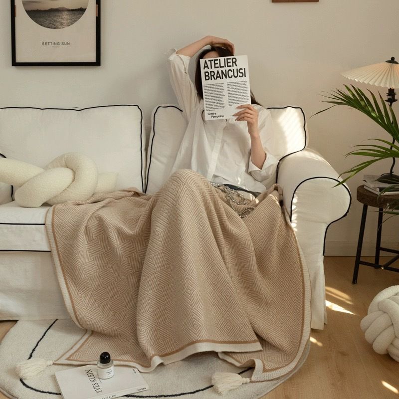 Striped Knitted Sofa Air Conditioning Bed Office Blanket_voghion.com