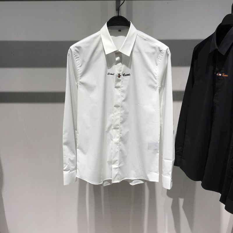 Stazione di abbigliamento maschile 2024 Primavera Nuovo uomo Petto Bee Camicia inglese ricamata Camicia da lavoro alla moda All-match Trend_voghion.com