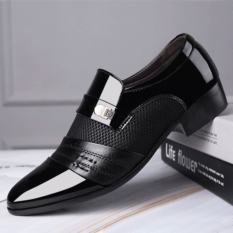 Męskie buty wizytowe męskie oksfordy modna sukienka biznesowa męskie buty 2020 nowe klasyczne skórzane męskie garnitury buty buty męskie 2023_voghion.com