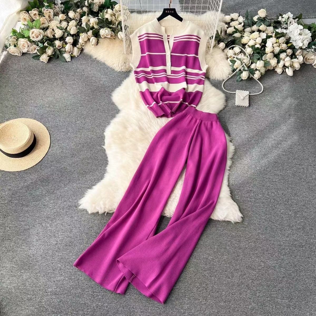 senso del design femminile canotta abbinata ai colori versatile vita alta pantaloni larghi gamba abito due pezzi alla moda_voghion.com