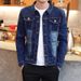 Blaue Revers-Jeansjacken für Herren, günstiger Preis, stilvolle Herrenmode, japanische Retro-Rock-Ästhetik, originaler Stoff-Cowboymantel für Herren_voghion.com