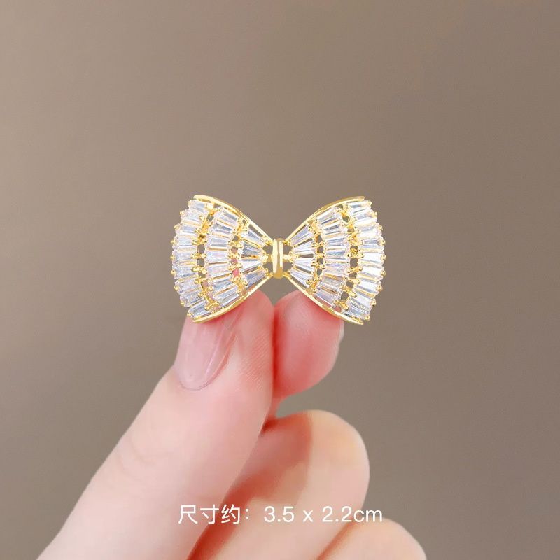 High-end Bow Brooch, Women's Light Luxury, Exquisite Fashion, Anti-light Pin Buckle, High-end Clothes Corsage With Accessories_voghion.com