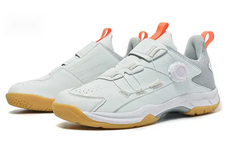 2024 nieuwe badmintonschoenen schokabsorptie ondersteuning trainingsschoenen slijtvaste indoor antislip ademende professionele sportschoenen_voghion.com
