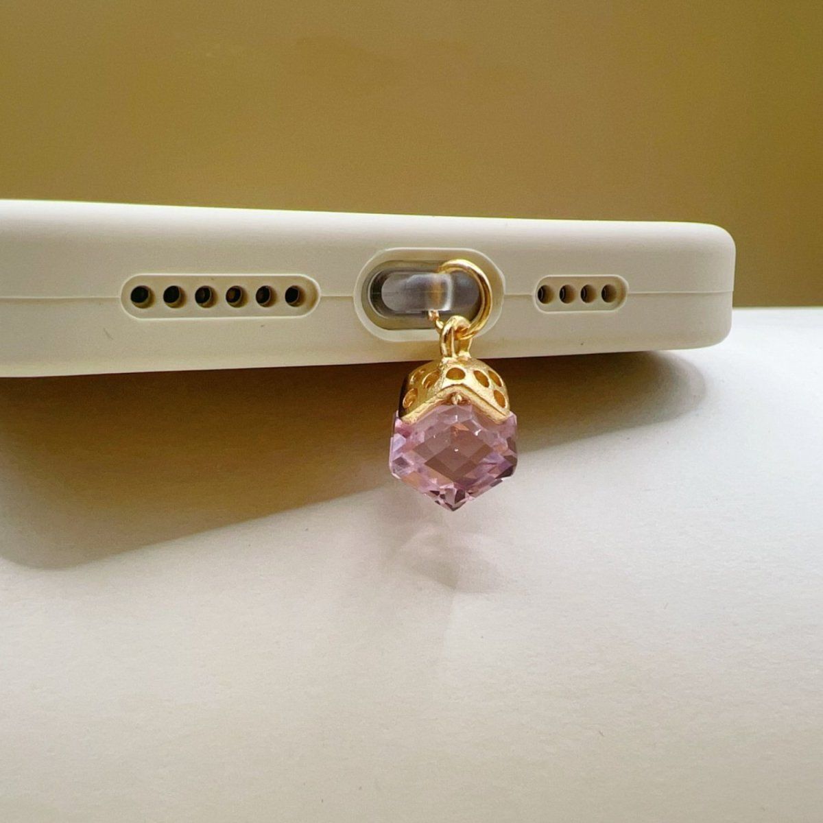 New High-end Square Crystal Phone Dust Pendant Charging Plug Hanging Type-c A Pple Huawei Universal_voghion.com