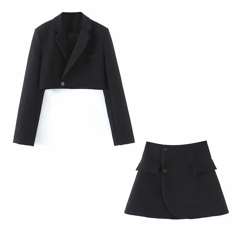Neue kurze Anzugjacke für Damen im Frühjahr 2021 mit schrägen Knöpfen und hoch tailliertem Taschenrock_voghion.com