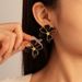 Retro einfache süße doppelte Blütenblätter Silber Nadel Ohrstecker_voghion.com