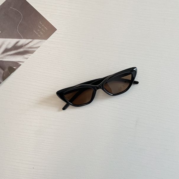 Laste poiste tüdrukud, kevad 2024 trendikas ja lahe, kassisilmaga päikeseprillid beebidele, päikesevarju trend_voghion.com