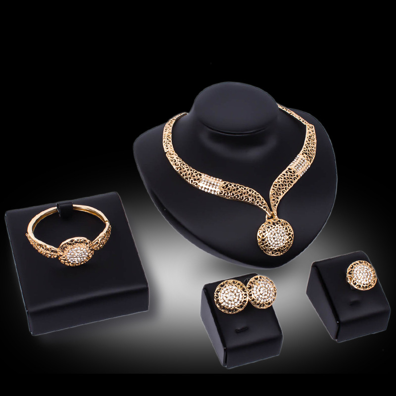 Set di gioielli placcati in oro squisito Set di gioielli di perline di moda da sposa di lusso per donna_voghion.com