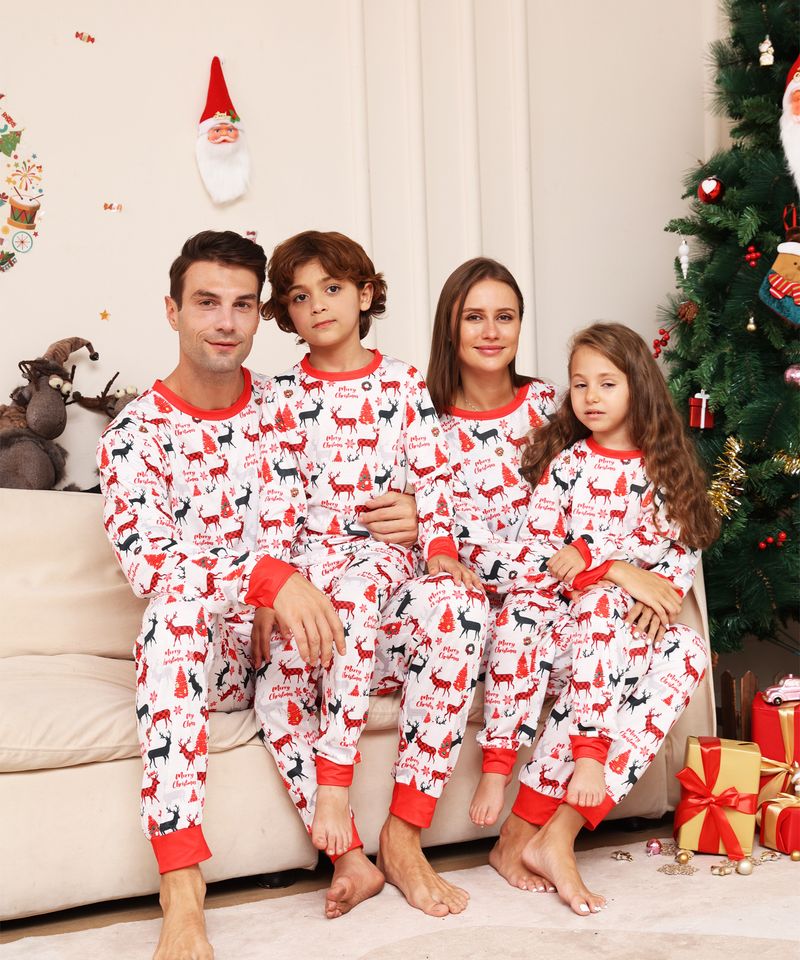 Family Christmas alphabet cartoon deer family Christmas printed home dress pajamas_voghion.com