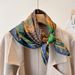 Primavera e autunno Nuovo 70 quadrati alla moda in stile occidentale in seta simulata stampata Scialle Versatile decorativo sottile sciarpa_voghion.com