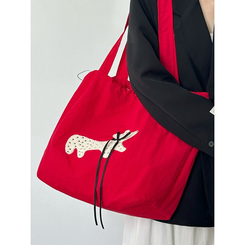 Nylon Shoulder Bag Fall/Winter New Large Capacity Embroidered Tote Bag Commuter Canvas Bag_voghion.com