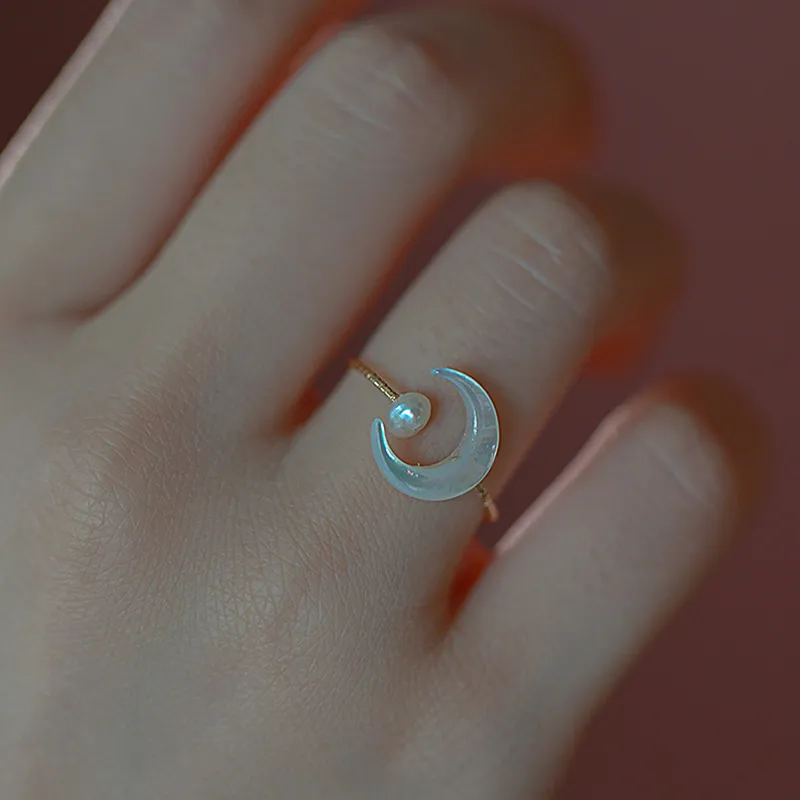 Color VENUS Gold Moon Ring for Women Girl Birthday Gift Korean Fashion Shell Pearl Jewelry Dropshipping Wh_voghion.com