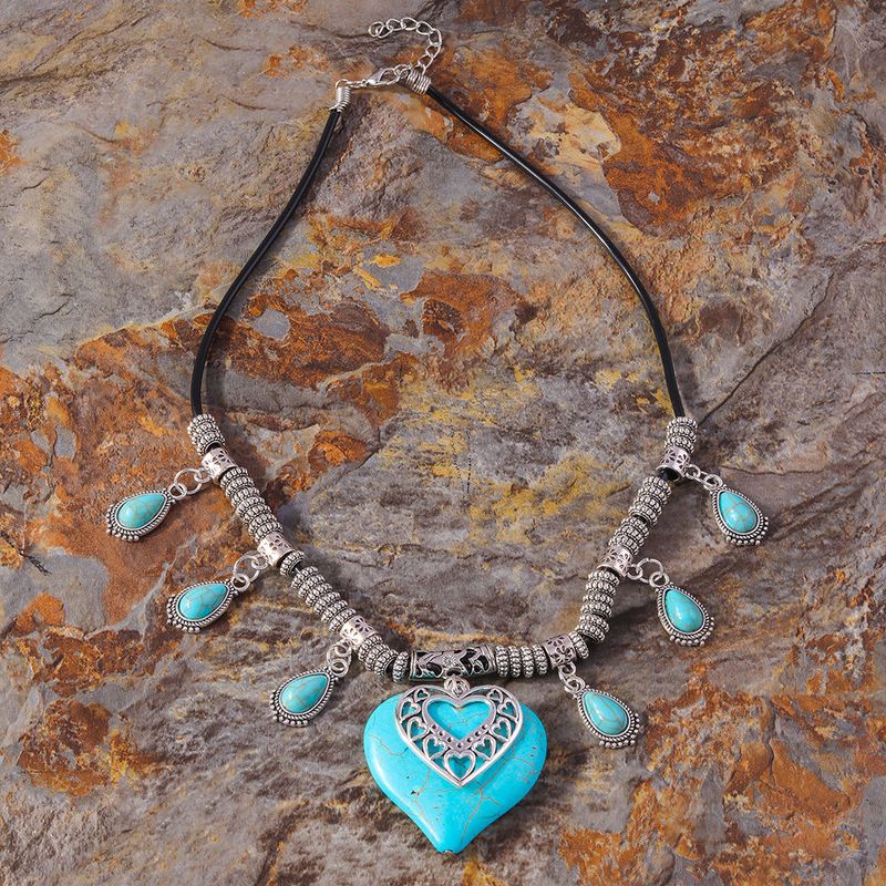 Modetrend Retro Türkis Liebe Halskette Neue Wassertropfen Anhänger Schlüsselbein Kette Halskette_voghion.com