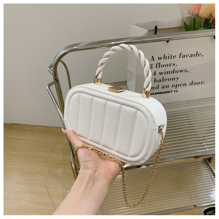 Texture small square 2024 new simple atmospheric commuting shoulder fashionable and versatile chain box bag_voghion.com