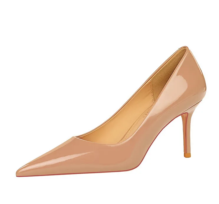 Escarpins à talons hauts pour femmes en cuir verni pailleté avec bouts fins, peu profonds et pointus_voghion.com