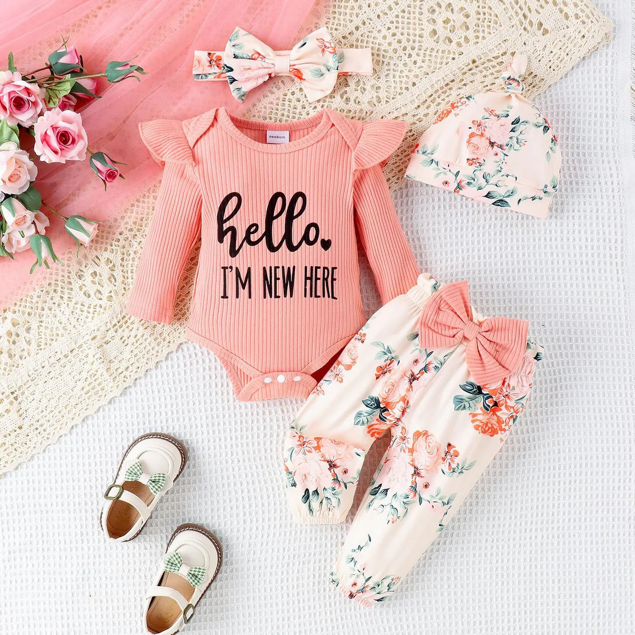 Ensemble quatre pièces pour filles, manches longues + pantalon long avec chapeau, à rayures colorées, lettres imprimées, nouvelle collection automne et hiver_voghion.com