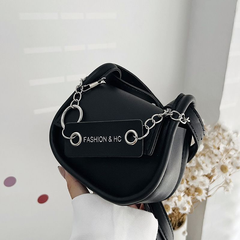 Mini borsa da donna 2023 Estate New Fashion Atmosphere Borsa da donna Semplice borsa a tracolla all-match da sella in stile occidentale di fascia alta_voghion.com