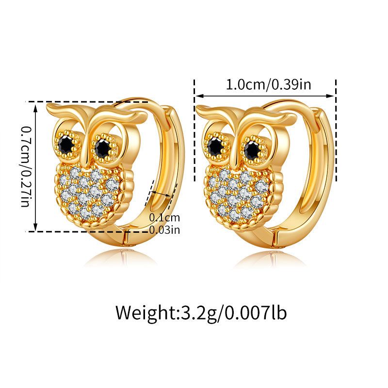 Fibbie per orecchie a forma di gufo con zirconi, orecchini piccoli e raffinati in rame placcato oro K, design unico, orecchini di nicchia_voghion.com
