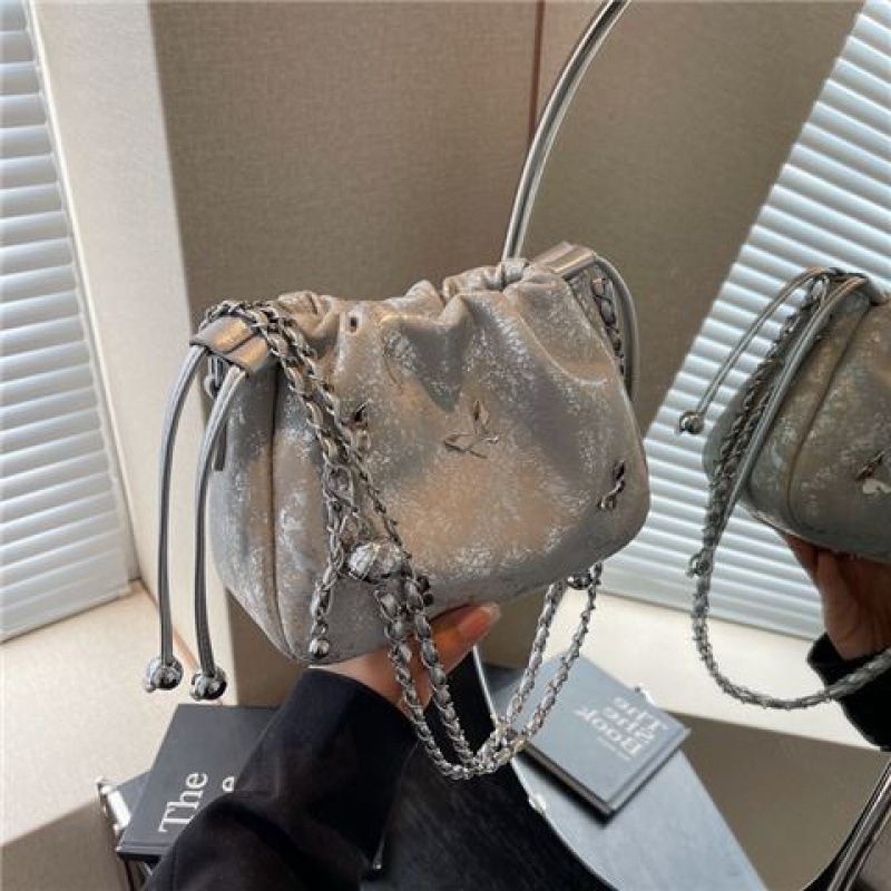 Trend Plissee Kleine Für Frauen 2025 Neue Sommer Vielseitige Kette Crossbody Super Beliebte Eimer Tasche_voghion.com