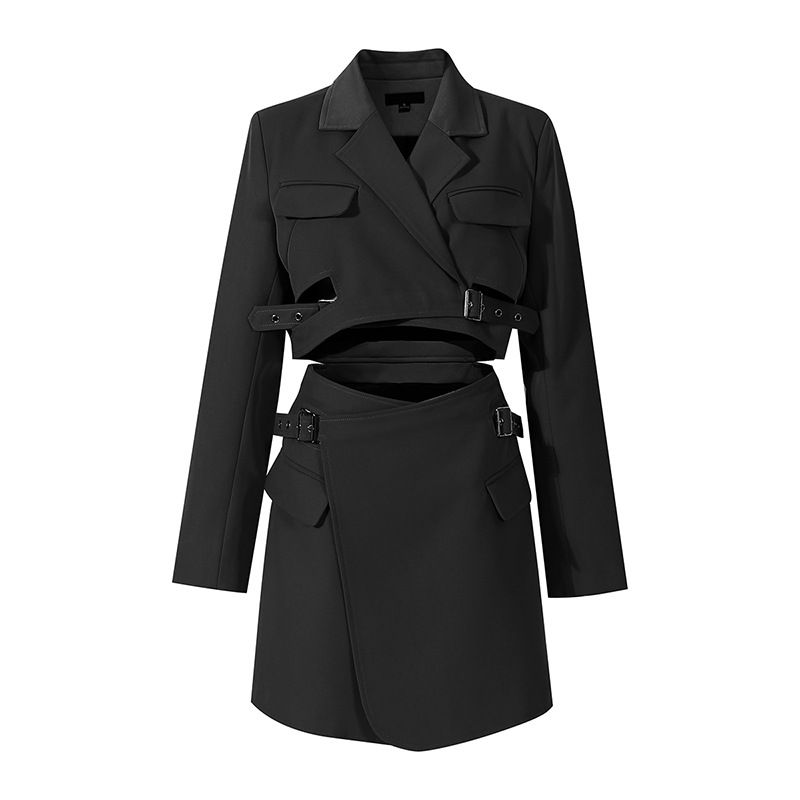Tuta da donna bella e trendy, giacca slim, gonna a vita alta, gonna corta_voghion.com