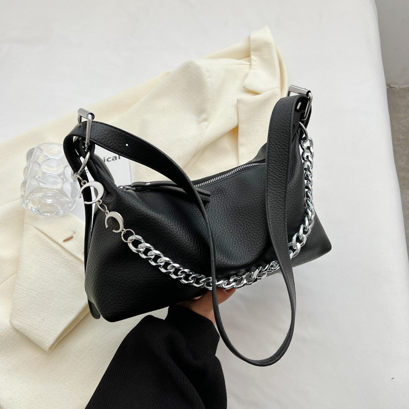 Niche Design Soft Surface Commuter Bag Women 2023 New Fashion Chain Small square bag all-match single shoulder Messenger women's bag_voghion.com
