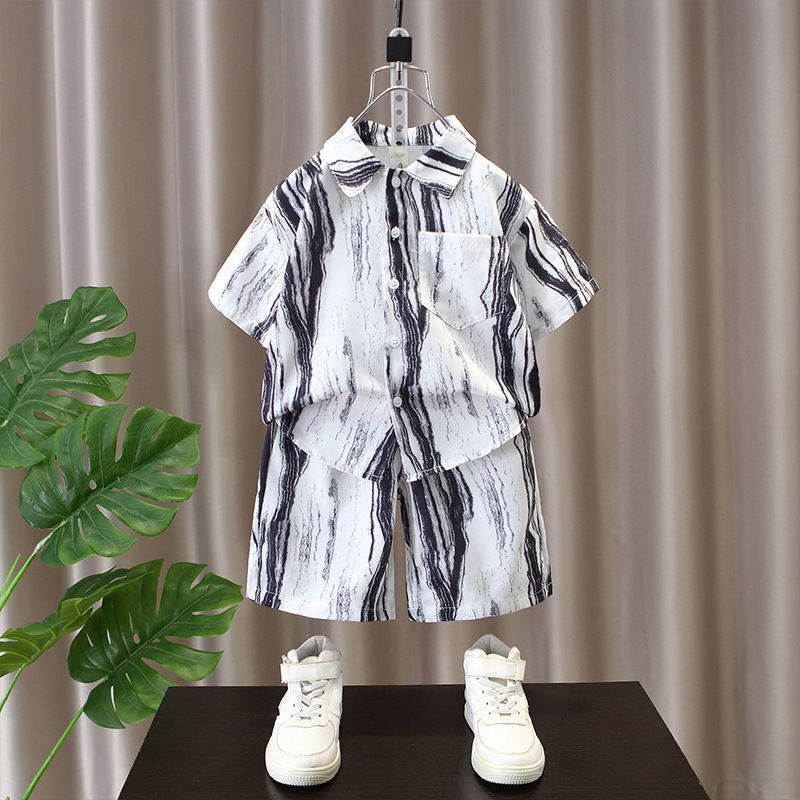 Ema ja laste suvine lipsuvärvi triibuline lühikeste varrukatega ülikond poistele vabaaja lahtised retro revääriga lühikesed püksid, kaheosaline ülikond_voghion.com